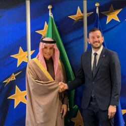 رئيس الهيئة العامة للمساحة يزور جناح وزارة الداخلية المشارك في مؤتمر “ليب 2024”