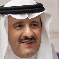 “الشؤون الإسلامية” تدشن برنامجي هدية خادم الحرمين من التمور وتفطير الصائمين بالنيجر