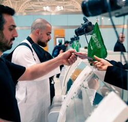 خادم الحرمين الشريفين وسمو ولي العهد يُدشنان الحملة الوطنية للعمل الخيري في نسختها الرابعة بتبرعين سخيين بلغا 70 مليون ريال