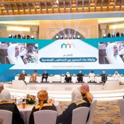 أمير منطقة المدينة المنورة يزور المركز الطبي الموسمي التابع لمستشفى الأمير سلطان