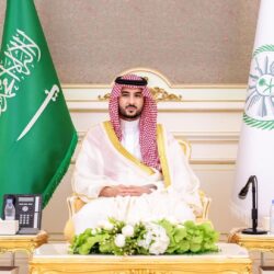 الأمير عبدالعزيز بن سعود يلتقي كبار المسؤولين في وزارة الداخلية وقادة القطاعات الأمنية