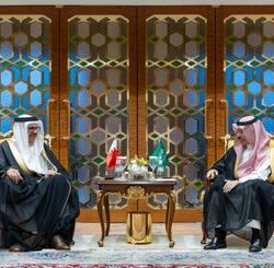 السفير التمياط يسلم نسخة من أوراق اعتماده سفيراً فوق العادة ومفوضاً للمملكة لدى جمهورية موريشيوس