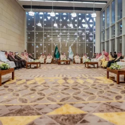 مركز الملك سلمان للإغاثة يوزع 3.000 كرتون تمر في مديرية الوادي بمحافظة مأرب