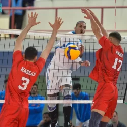 سمو ولي العهد يتلقى اتصالاً هاتفياً من رئيس الوزراء العراقي