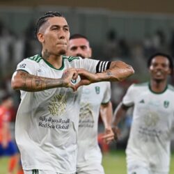 الشباب يفوز على الفتح بثلاثية في دوري روشن