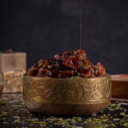 ضبط (4) مخالفين لنظام البيئة لاستغلالهم الرواسب في منطقة مكة المكرمة