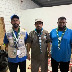 الأمير عبدالعزيز بن سعود يقف على سير العمل في مركز القيادة والسيطرة لأمن الحج بمقر الأمن العام في مشعر منى