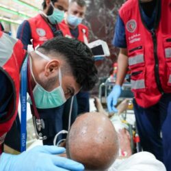 جامعة الملك عبدالعزيز تحتفي بتخريج 33 طالباً وطالبة من برامج الدراسات العليا التنفيذية بكلية الحاسبات