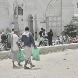 سمو ولي العهد يتلقى اتصالاً هاتفيًا من رئيس الوزراء الكندي