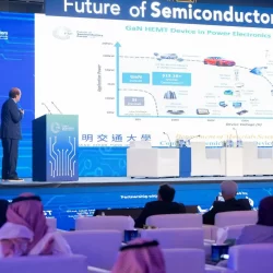 وزير الدولة للشؤون الخارجية يلتقي وزير الدولة الفرنسي لشؤون البحار والتنوع البيولوجي