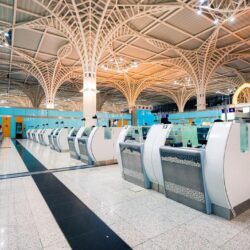 الهيئة الملكية لمدينة مكة والمشاعر المقدسة تستخدم أحدث الوسائل في تجهيز لحوم الهدي والأضاحي لتوزيعها على المحتاجين في” ٢٧” دولة