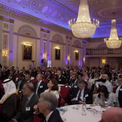 مكافحة المخدرات تقبض على شخص بمنطقة الحدود الشمالية لترويجه مادة الإمفيتامين المخدر