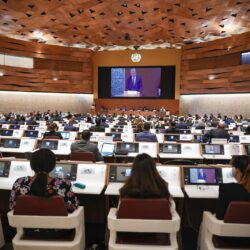 نائب رئيس مجلس الشورى يلتقي أعضاء مجلس النواب العراقي