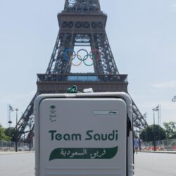 عربات قولف الترددية تسهّل للأشخاص ذوي الإعاقة أداء نسكهم بالمسجد الحرام