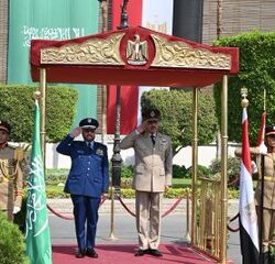 سمو وزير الخارجية يتلقى اتصالاً هاتفياً من وزير خارجية قبرص