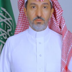 حرس الحدود بمكة المكرمة ينقذ مواطنًا تعطلت واسطته البحرية في عرض البحر