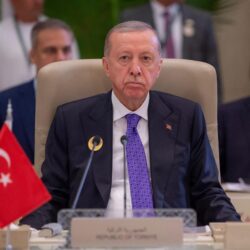 الرئيس المصري: مستقبل المنطقة أصبح على مفترق طرق وما يحدث من عدوان على الأراضي الفلسطينية واللبنانية يضع النظام الدولي على المحك