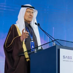 قائد القوات المشتركة يستقبل رئيس مجلس القيادة الرئاسي بالجمهورية اليمنية