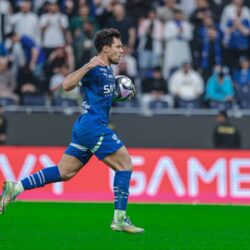 جورجي جيسوس ينتقد التحكيم ويشيد بأداء دفاع الهلال بعد الفوز على الرائد