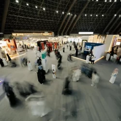 الأمير سعود بن جلوي يتوج الفائزين بسباق رالي جدة تويوتا 2024م