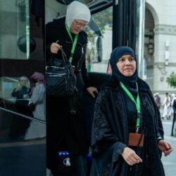 عبدالله يضيء منزل سعيد القرني