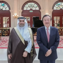 سمو وزير الخارجية يلتقي نائب رئيس مجلس الوزراء وزير خارجية العراق