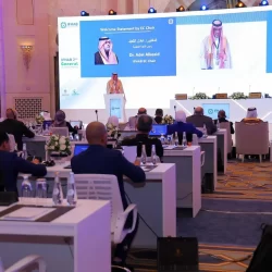 طلاب من جامعة هارفارد يزورون جدة التاريخية