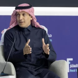 القادسية يحقق فوزًا مثيرًا على الهلال 2-1 في دوري روشن