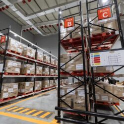 المرور : انحراف حافلة نقل مدرسي بمحافظة الكامل يسفر عن إصابات وأضرار مادية