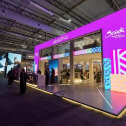 البديوي يبحث مع مساعدة وزير الخارجية الأمريكي لشؤون الشرق الأدنى دعم جهود الاستقرار والأمن في المنطقة