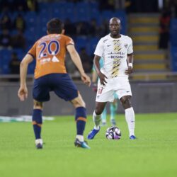 وزير خارجية الإدارة السورية الجديدة يصل إلى الرياض