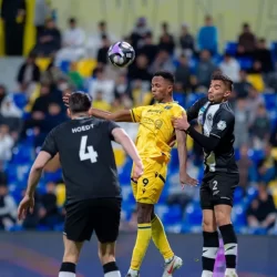 خادم الحرمين الشريفين يوجّه بناء على ما رفعه سمو ولي العهد بإطلاق أسماء الأئمة والملوك على عدد من ميادين الرياض