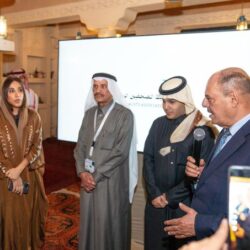 نائب أمير منطقة الرياض يؤدي صلاة الميت على صاحبة السمو الأميرة العنود بنت محمد بن عبدالعزيز آل سعود بن فيصل آل سعود