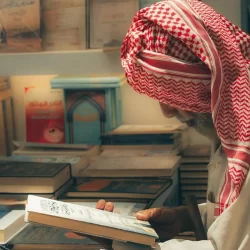 سمو وزير الرياضة يتوّج البريطاني “رولاند” بلقب الجولة الرابعة من سباق جدة فورمولا إي بري 2025