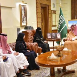 أمير القصيم يدشّن مبادرة المكتبات العامة تحت شعار “القراءة غذاء العقول” ببريدة