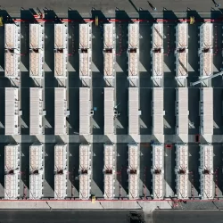 التعادل يحسم مواجهة الأخدود وضمك في دوري روشن