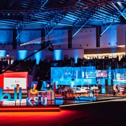 جامعة الملك سعود تطلق 5 مبادرات نوعية تدعم تحولها الرقمي الجديد لمواكبة تقنيات الذكاء الاصطناعي