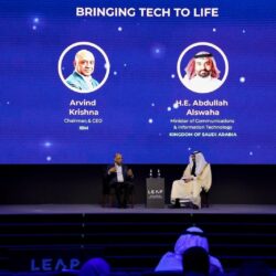 مدير تعليم القنفذة يشارك طلاب مدرسة دوقة احتفالات يوم التأسيس وسط حضور مجتمعي مميز