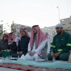 مركز الملك سلمان للإغاثة يوزّع 594 سلة غذائية في مديرية الروضة بمحافظة شبوة