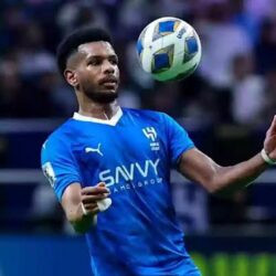 مفتي عام المملكة : تكرار العمرة في سفرة واحدة ليس من السنة