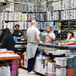 محافظ الطائف يقيم مأدبة الإفطار الرمضانية لأبناء جمعية بهجة