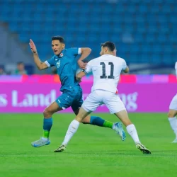 إيران تحجز مقعدها في كأس العالم 2026 بعد تعادل مثير مع أوزبكستان