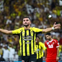 رئيس مجلس السيادة السوداني يصل إلى جدة