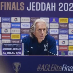 مدرب غوانغجو يرد على تصريحات لاعبه بعد تحديه لمدافع ⁧‫الهلال‬⁩ كوليبالي