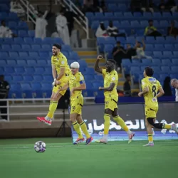 تحت رعاية الأمير عبدالعزيز بن سعود.. مدير عام حرس الحدود يشهد حفل تخريج 2375 خريجًا من منسوبي حرس الحدود