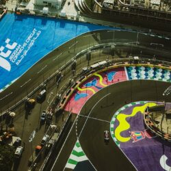 القبض على (3) أشخاص بجدة لترويجهم مادة الحشيش المخدر وأقراصًا خاضعة لتنظيم التداول الطبي