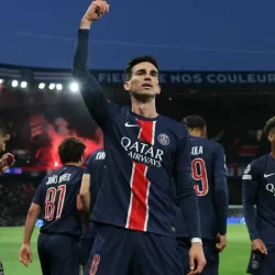 وزير الصناعة والثروة المعدنية يبحث تعزيز التعاون في قطاع التعدين والمعادن الإستراتيجية مع الجمهورية الفرنسية