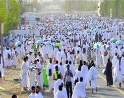 وزارة الداخلية تصدر قرارات إدارية بحق (15) مخالفًا لأنظمة وتعليمات الحج لنقلهم (61) مخالفًا لا يحملون تصاريح لأداء الحج