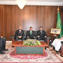 نائب أمير منطقة مكة المكرمة يتفقد مجمع صالات الحج والعمرة بمطار الملك عبدالعزيز الدولي