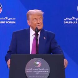 ترمب من الرياض: سنرفع العقوبات عن سوريا لمنحها فرصة جديدة